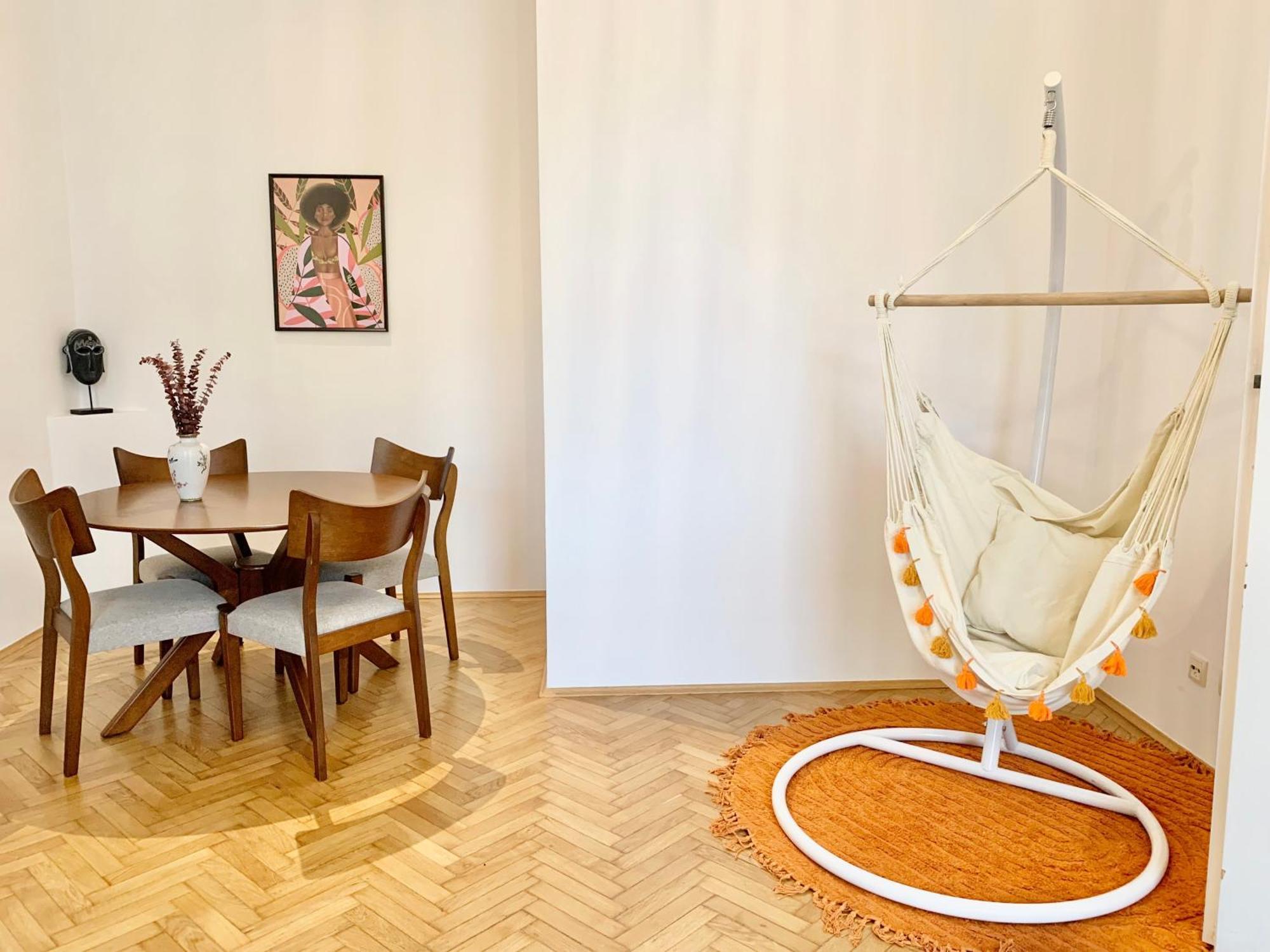 Bamboo City Apartment : A Cozy Family Haven In Vienna'S 9Th District المظهر الخارجي الصورة