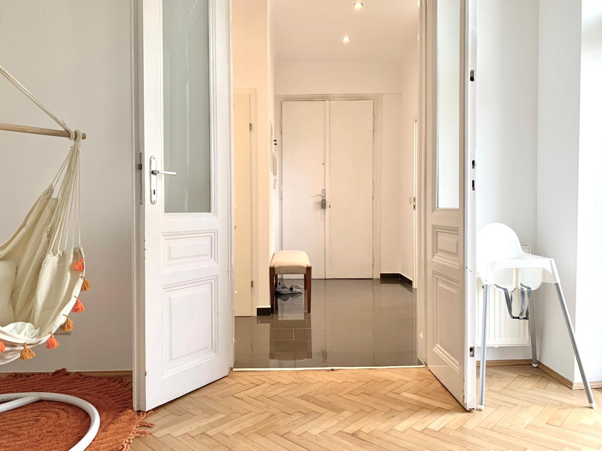 Bamboo City Apartment : A Cozy Family Haven In Vienna'S 9Th District المظهر الخارجي الصورة